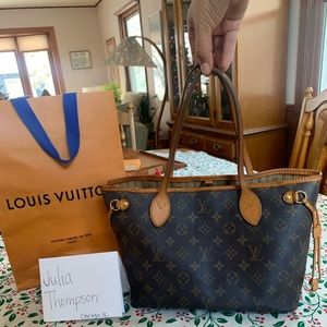 ❌❌SOLD❌❌ Louis Vuitton Monogram Neverfull PM